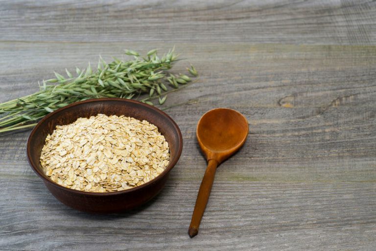 Can Dogs Eat Oatmeal? Is Oatmeal Healthy For Your Dog? Ultimate Pet